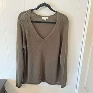 H&M olive green knit top